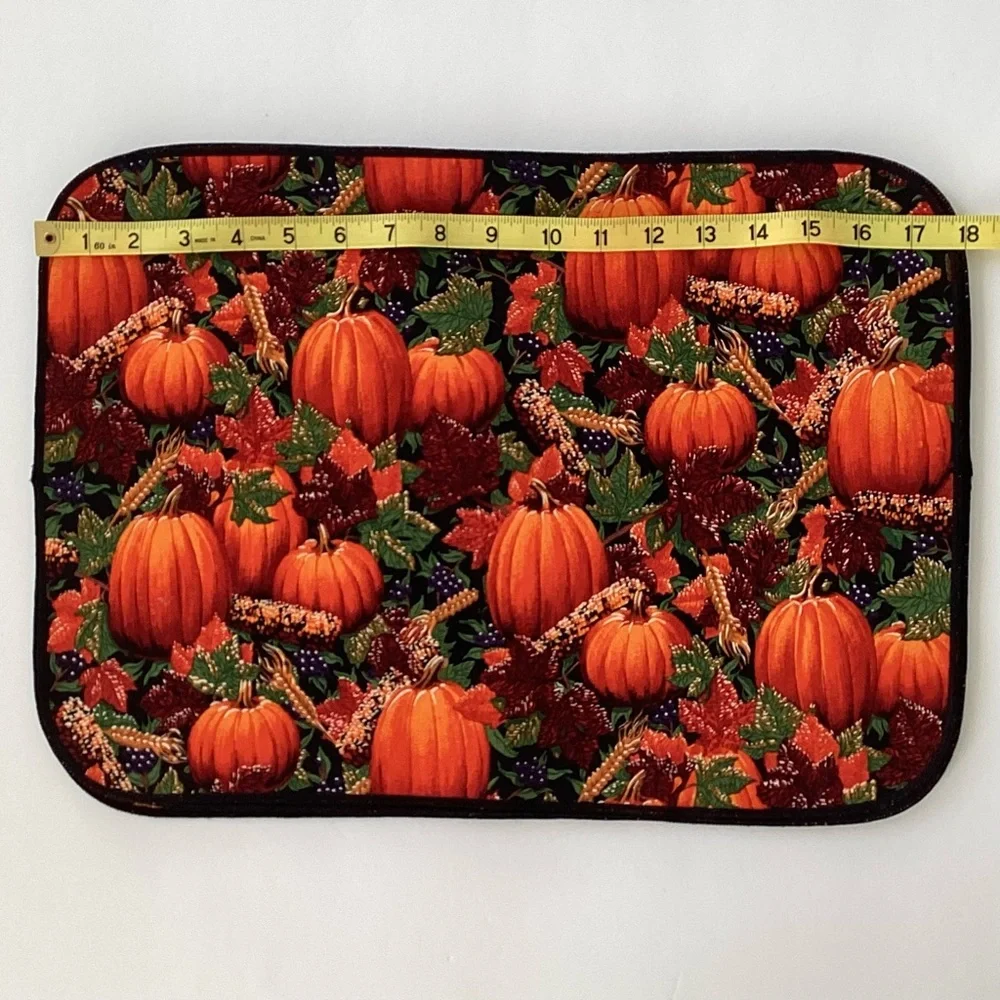 Pumpkin Print Fabric Placemats Set of 4 with Napkins